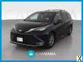Photo Used 2021 Toyota Sienna XLE w/ Plus Package