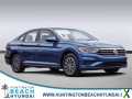 Photo Used 2019 Volkswagen Jetta SE w/ Cold Weather Package