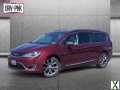 Photo Used 2017 Chrysler Pacifica Limited