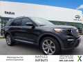 Photo Used 2020 Ford Explorer Platinum w/ Premium Technology Package