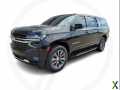 Photo Used 2021 Chevrolet Suburban LT w/ LT Signature Package
