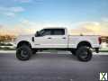 Photo Used 2017 Ford F350 Platinum w/ Platinum Ultimate Package