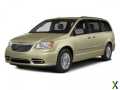 Photo Used 2014 Chrysler Town & Country Touring-L
