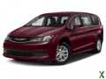 Photo Used 2020 Chrysler Pacifica Touring w/ S Appearance Package