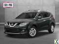 Photo Used 2016 Nissan Rogue SV w/ SV Premium Package