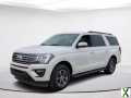 Photo Used 2018 Ford Expedition Max XLT w/ Equipment Group 201A