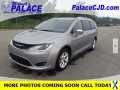 Photo Used 2020 Chrysler Pacifica Limited
