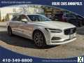Photo Used 2017 Volvo S90 T6 Momentum w/ Vision Package