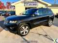Photo Used 2015 Jeep Grand Cherokee Limited w/ Trailer Tow Group IV