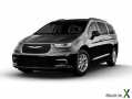 Photo Used 2021 Chrysler Pacifica Touring w/ S Appearance Package