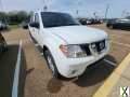 Photo Used 2014 Nissan Frontier SV w/ SV Value Truck Package