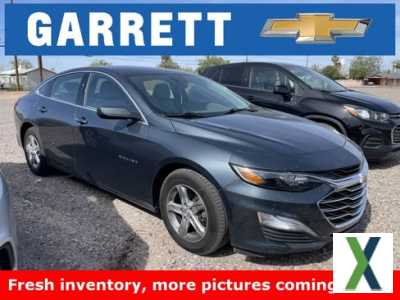 Photo Used 2019 Chevrolet Malibu LS w/ Driver Confidence Package II
