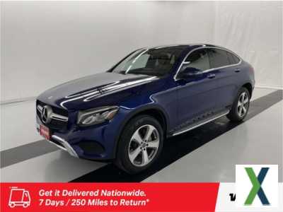 Photo Used 2017 Mercedes-Benz GLC 300 4MATIC Coupe