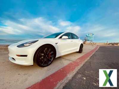 Photo Used 2020 Tesla Model 3 Performance