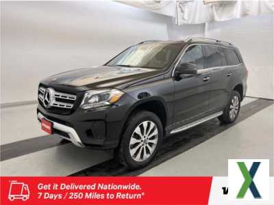 Photo Used 2019 Mercedes-Benz GLS 450 4MATIC
