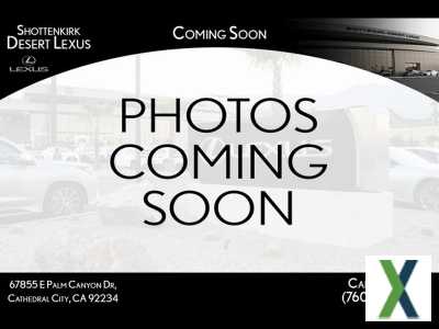 Photo Used 2021 Chevrolet Tahoe LT w/ Rear Media and Nav Package