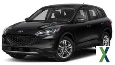Photo Used 2021 Ford Escape SE w/ SE Sport Appearance Package