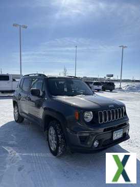 Photo Used 2020 Jeep Renegade Latitude w/ Cold Weather Group