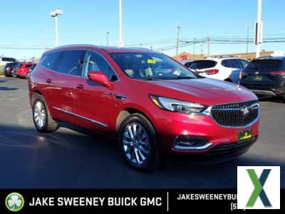 Photo Used 2018 Buick Enclave Premium w/ Experience Buick Package