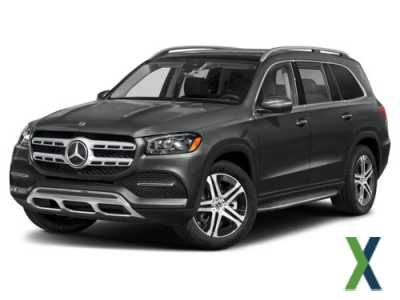 Photo Used 2023 Mercedes-Benz GLS 450 4MATIC