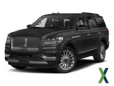 Photo Used 2021 Lincoln Navigator Reserve w/ Luxury Package
