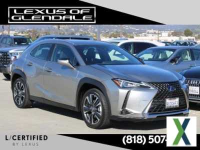 Photo Used 2021 Lexus UX 250h w/ Accessory Package (Z2)