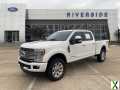 Photo Used 2017 Ford F250 Platinum w/ Platinum Ultimate Package