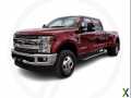 Photo Used 2019 Ford F350 Lariat w/ Lariat Ultimate Package