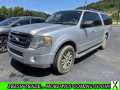 Photo Used 2011 Ford Expedition EL XLT