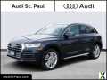 Photo Used 2019 Audi Q5 2.0T Premium Plus w/ Premium Plus Package