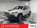 Photo Used 2018 Jeep Cherokee Trailhawk w/ Cold Weather Group