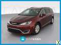 Photo Used 2018 Chrysler Pacifica Touring-L