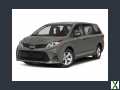 Photo Used 2018 Toyota Sienna XLE