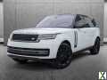 Photo Used 2022 Land Rover Range Rover Long Wheelbase SE