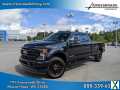 Photo Used 2022 Ford F350 Lariat w/ Black Appearance Package