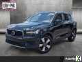 Photo Used 2019 Volvo XC40 T5 Momentum