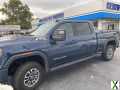 Photo Used 2022 GMC Sierra 2500 AT4 w/ Gooseneck/5TH Wheel Package