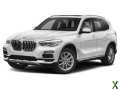 Photo Used 2019 BMW X5 xDrive40i w/ Premium Package 2