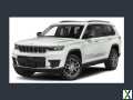 Photo Used 2022 Jeep Grand Cherokee L Limited w/ Black Appearance Package