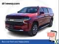 Photo Used 2021 Chevrolet Suburban LT w/ LT Signature Package