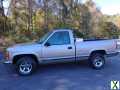 Photo Used 1998 Chevrolet Silverado 1500 2WD Regular Cab w/ Comfort & Convenience Pkg