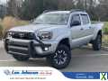 Photo Used 2013 Toyota Tacoma 4x4 Double Cab w/ SR5 Pkg