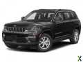 Photo Used 2022 Jeep Grand Cherokee Overland