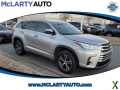 Photo Used 2018 Toyota Highlander LE