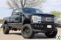 Photo Used 2017 Ford F250 4x4 Crew Cab Super Duty w/ Platinum Ultimate Package