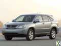 Photo Used 2005 Lexus RX 330 AWD