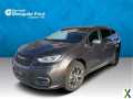 Photo Used 2021 Chrysler Pacifica Limited