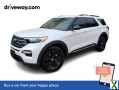 Photo Used 2022 Ford Explorer XLT w/ Equipment Group 202A