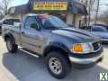 Photo Used 2004 Ford F150 XL