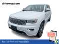 Photo Used 2020 Jeep Grand Cherokee Overland